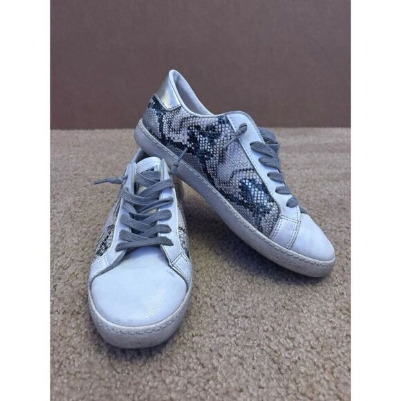 Vintage Havana Shoes - Vintage Hanana Bianca Snake Causal women’s Shoe Size 8